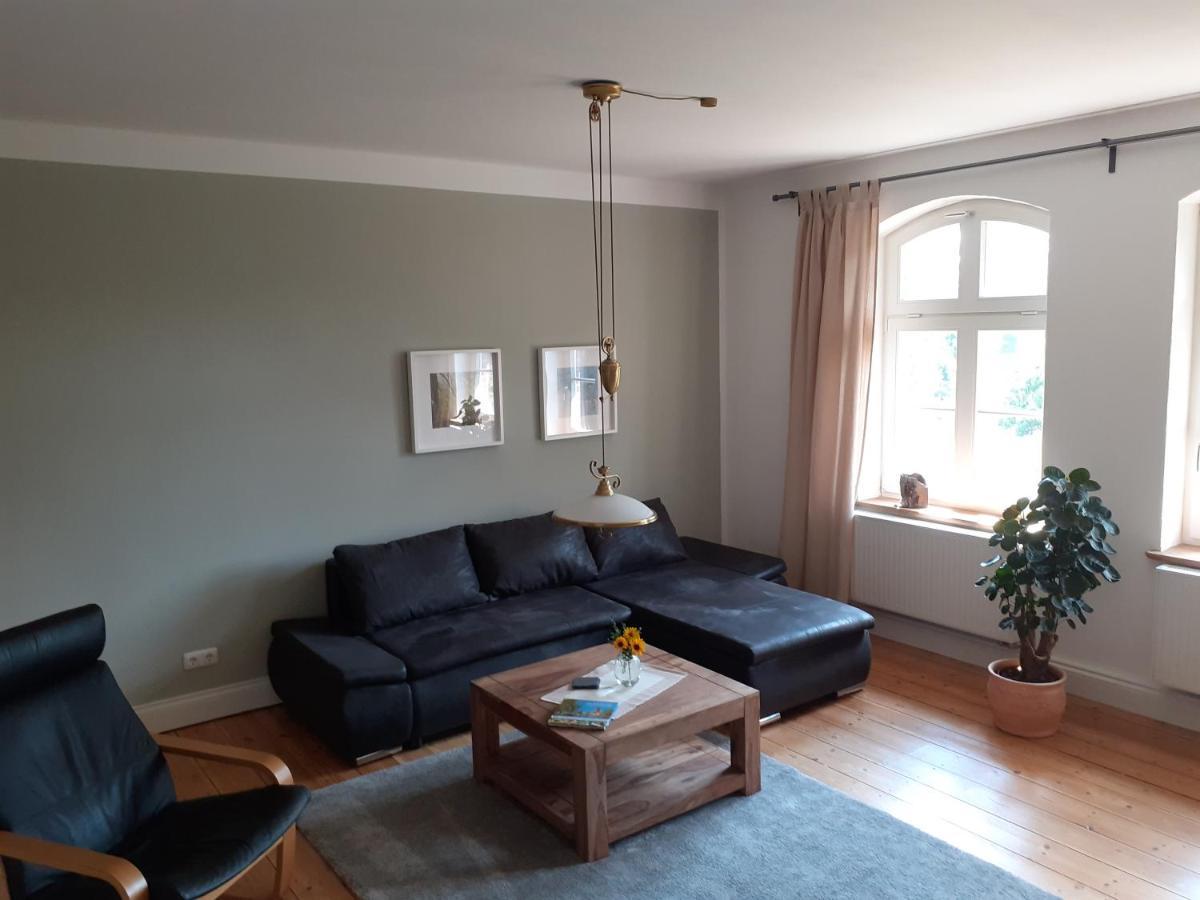 Ferienwohnung Ehemalige Revierfoersterei "Uns Luett" Kuhstorf Екстериор снимка
